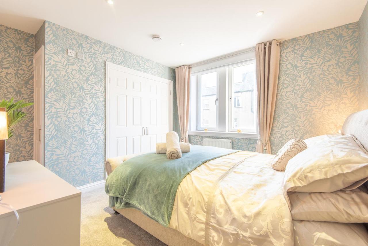 Bright, Fresh, Renovated 3 Bedroom Apartment In The Heart Of Montrose Angus Ngoại thất bức ảnh
