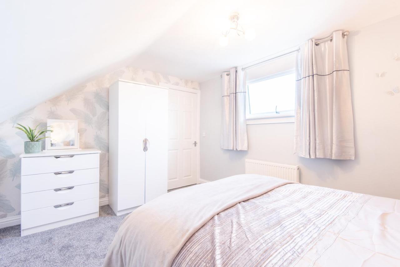 Bright, Fresh, Renovated 3 Bedroom Apartment In The Heart Of Montrose Angus Ngoại thất bức ảnh